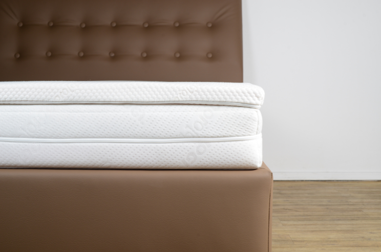 nadvložek luna in lava