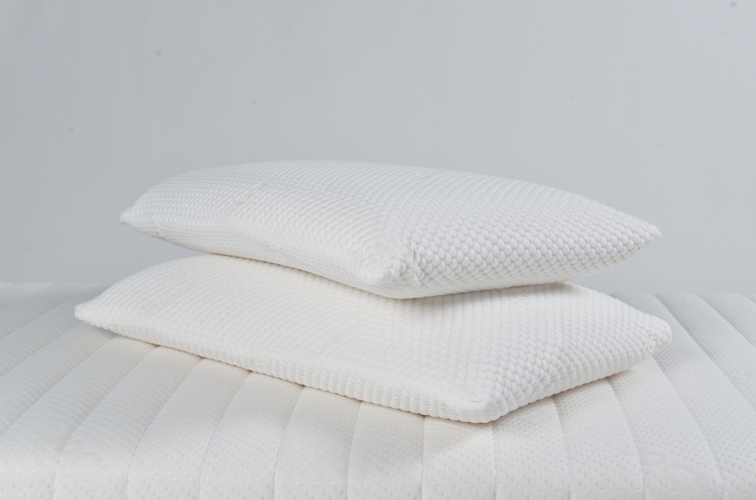 vzglavnik za boleč vrat Magna Soft 100% Natural Latex